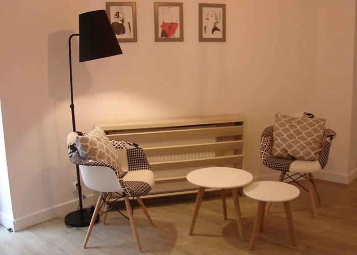 Blooms - Center By Friendly Appart hôtel 3*