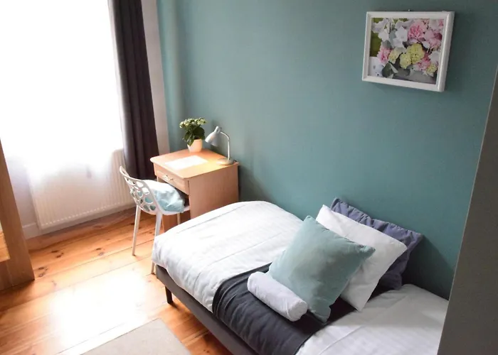 Blooms - Center By Friendly פוזנן