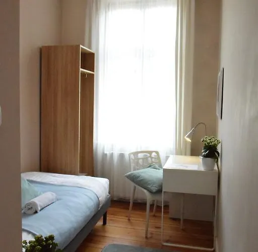 Blooms - Center By Friendly Hotel apartamentowy Poznań